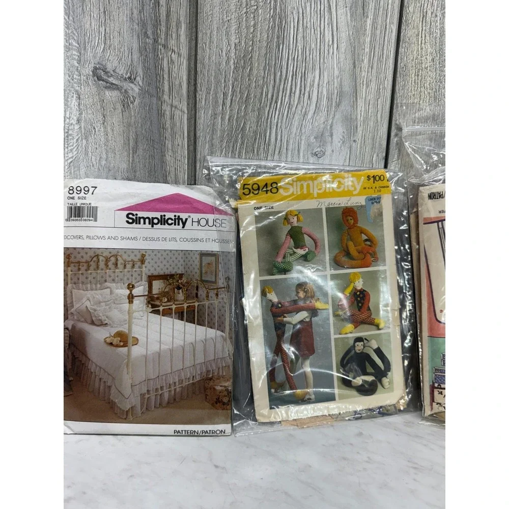 Vintage Sewing Pattern Lot McCalls Simplicity Purses Home Decor Stuffed Animals